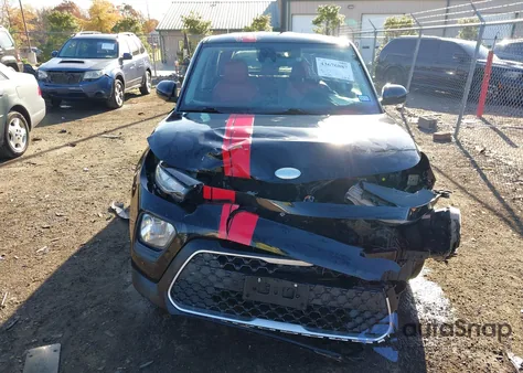 2020 Kia Soul S z USA, uszkodzony, nr VIN KNDJ23AU4L7027683